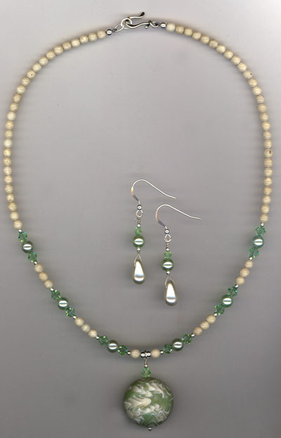 Sea Green ~ Earrings/Necklace Set