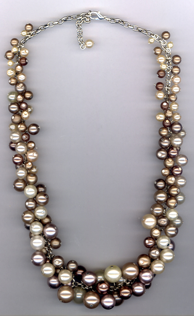 Creamy Cluster Pearl Necklace