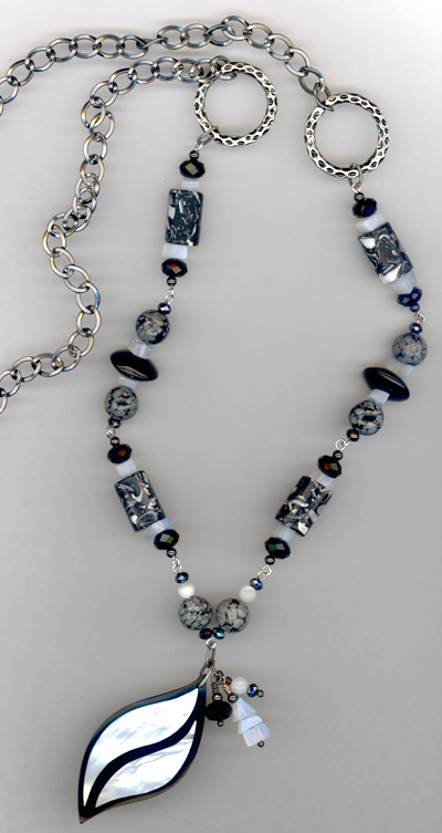 Black and White ~ Gemstone Pearl Chain Necklace