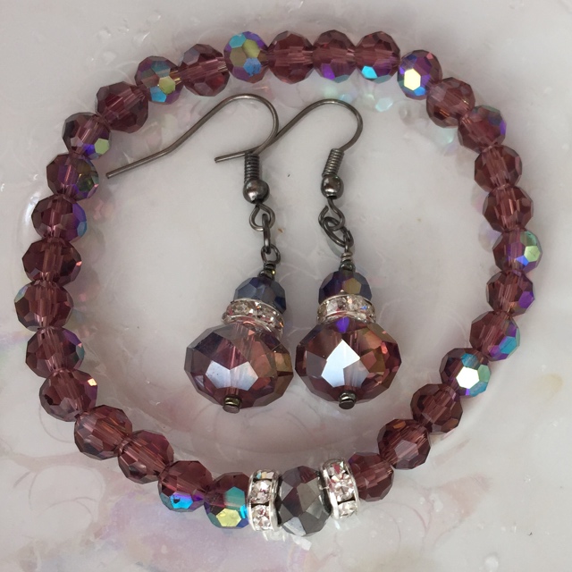 Amethyst Quartz Crystal Stretchy Bracelet/Earrings Set 