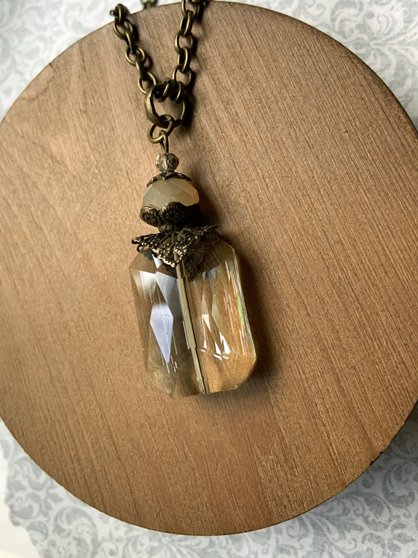 Vanilla Crystal Bronze Necklace