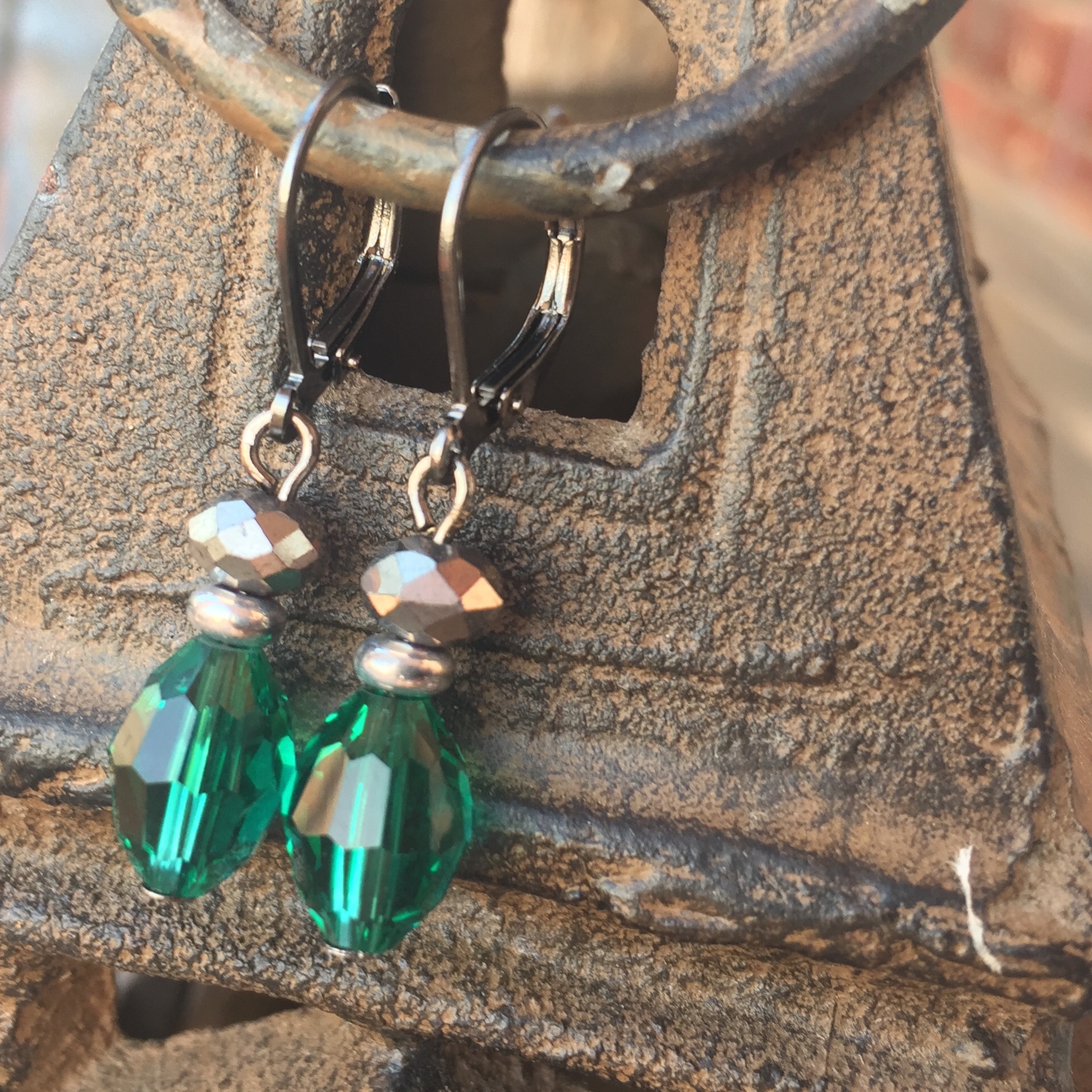 Green Emerald Crystal Black Silver Earrings 