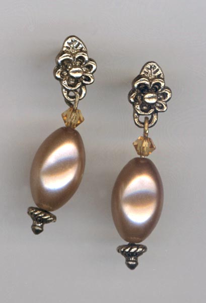 cocoa vintage pearl post earrings